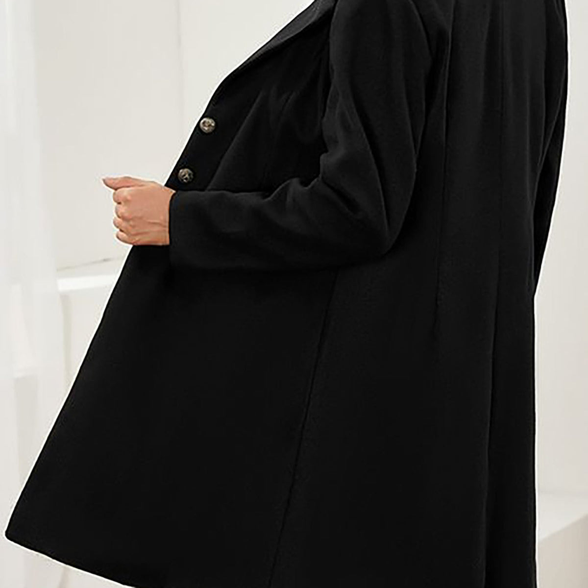 Hannah – Tailored Long Coat | Lapel Collar & Button Front for Winter