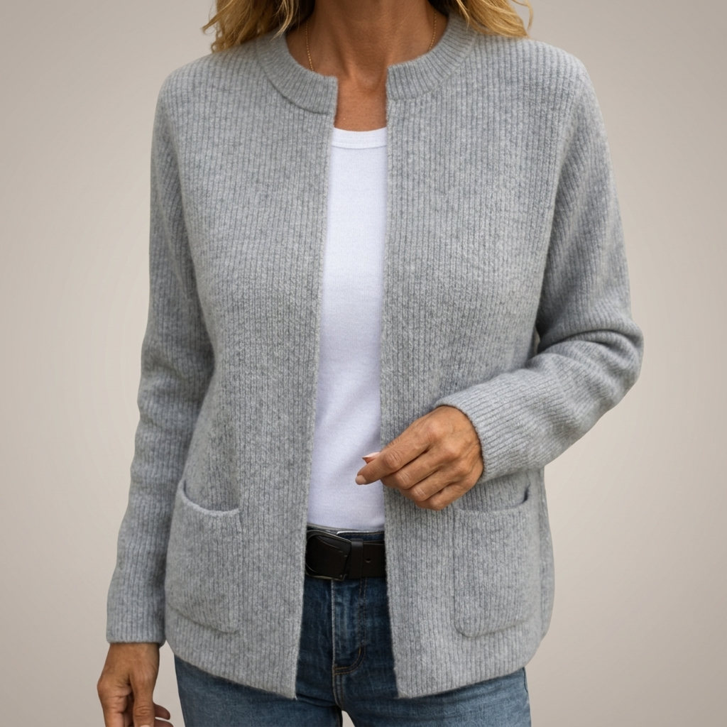 Maeve – Soft Knit Zip-Up Cardigan | Relaxed Fit with Pockets