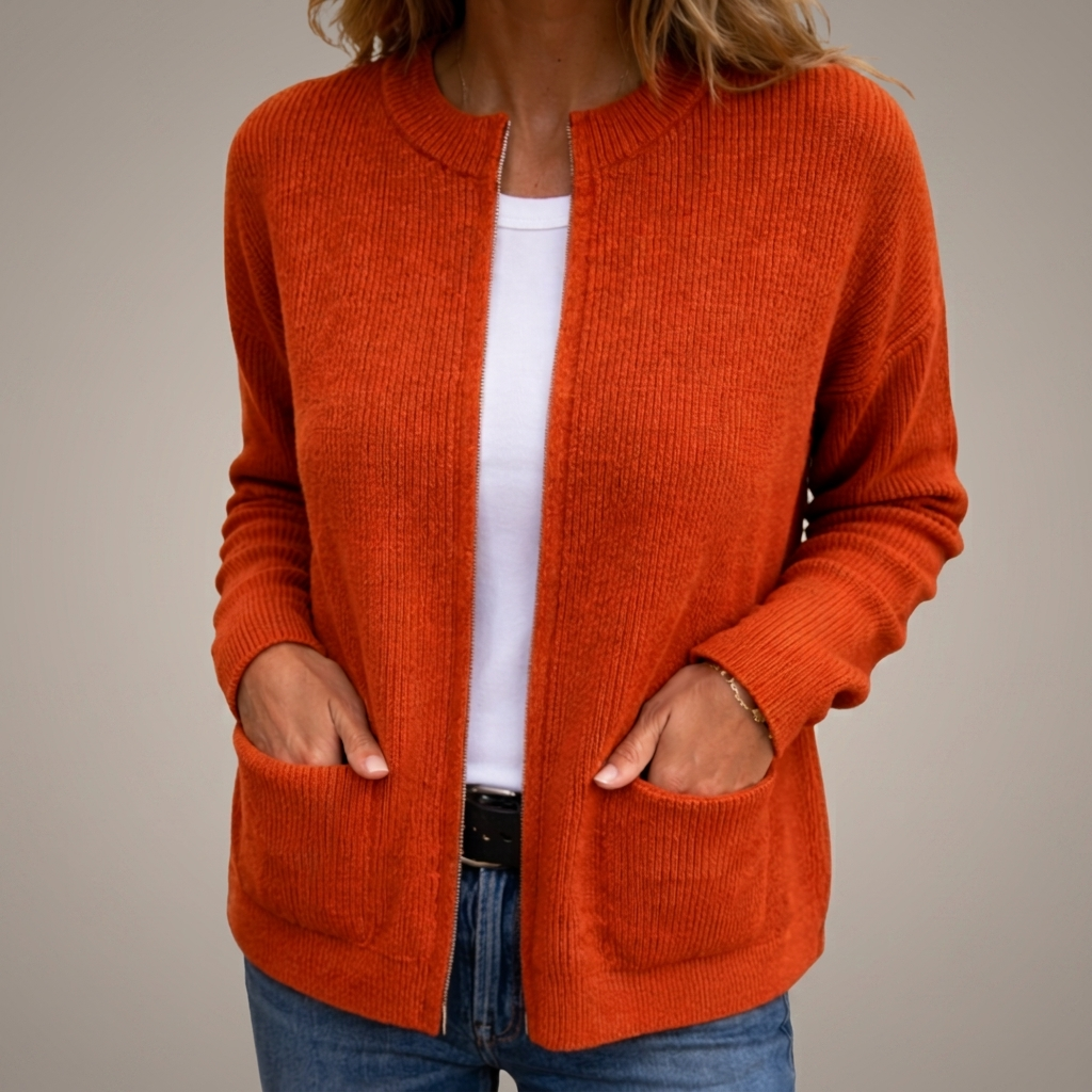 Maeve – Soft Knit Zip-Up Cardigan | Relaxed Fit with Pockets